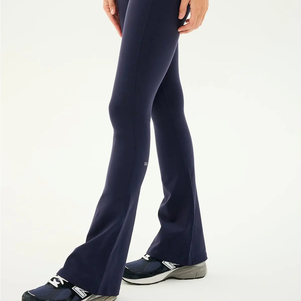 Splits59 Navy Flare Leggings